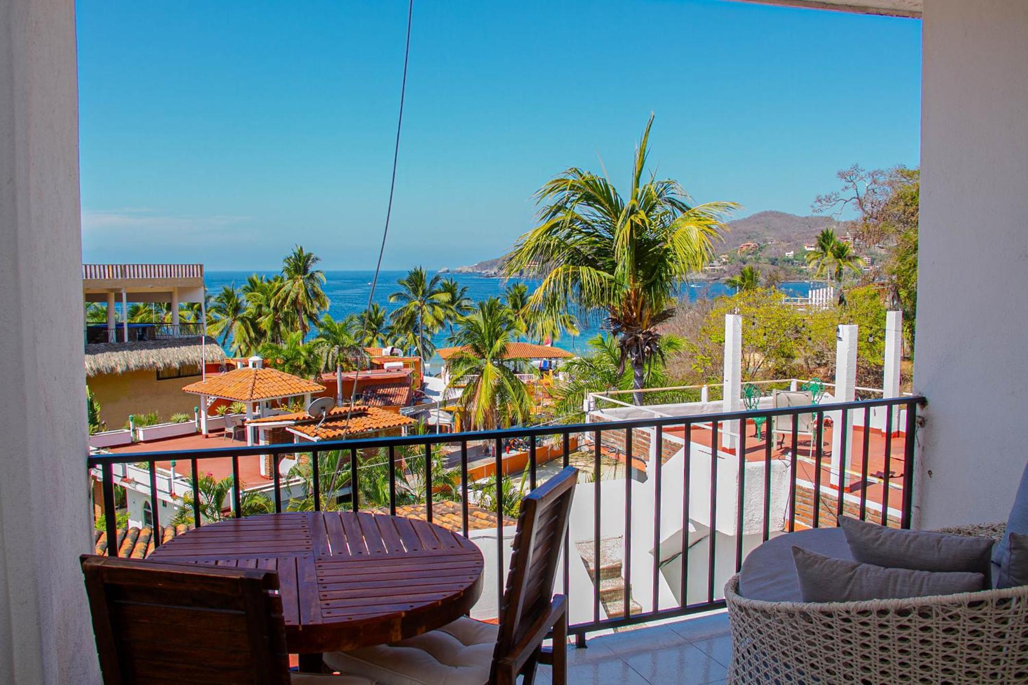 Hotel Villas Ema Zihuatanejo Exterior foto